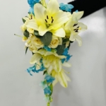 Buquê de Noiva Cascata com Lírios e Orquídea