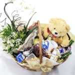 Cesta de Café da Manhã Urso com Orquídea e Cerveja.