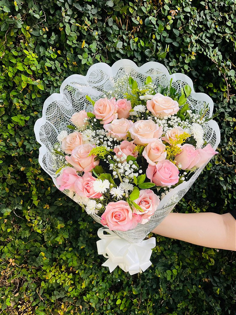 Buquê Dia das Mães de 18 Rosas