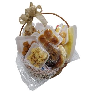 Cesta de Café da Manhã Pães e Salgados Caseiros
