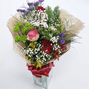 Buquê Com Flores Variadas