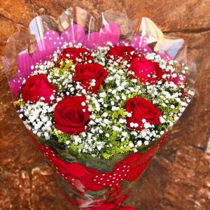 Buquê de 6 Rosas Coloridas ou  Vermelhas