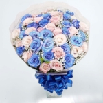 Buquê de Rosas Azuis e Rosas