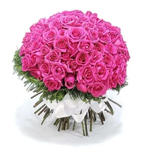 buque-de-rosas-gigante