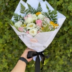 Buquê de Tulipa Girassóis e Rosas