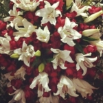 Coroa De Flores Rosas e Lírios Luxo