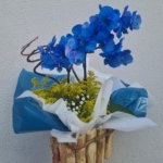 Orquídea Azul no Cachepot de Madeira