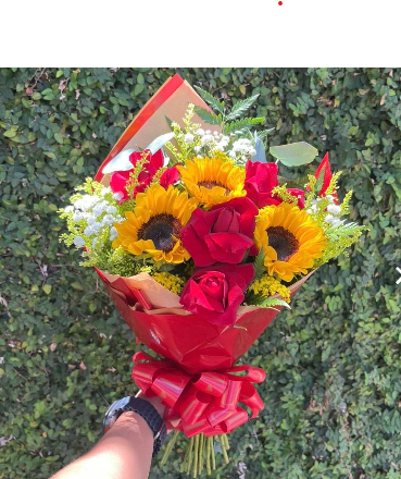Buquê de Girassol e rosas